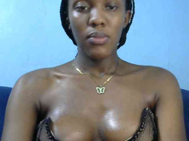 Trisha254 webcam