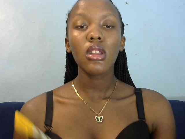 Trisha254 webcam