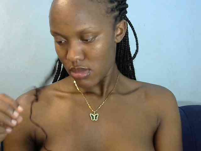 Trisha254 webcam