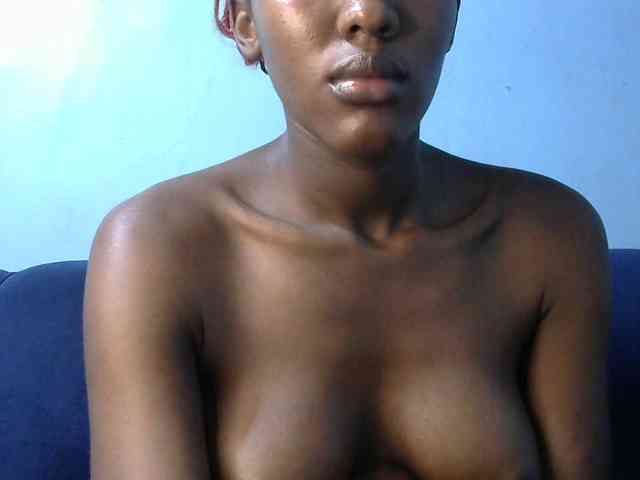 Trisha254 webcam