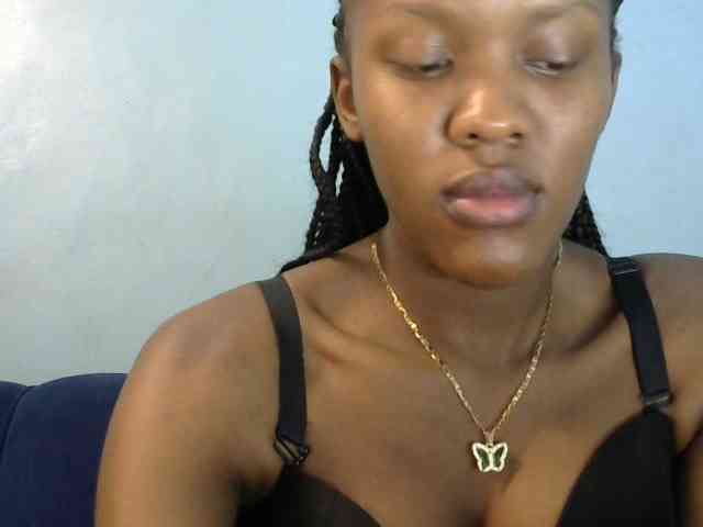 Trisha254 webcam