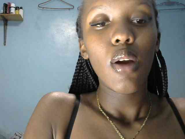 Trisha254 webcam