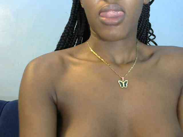 Trisha254 webcam