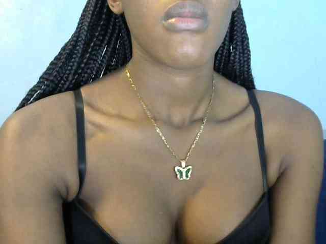 Trisha254 webcam
