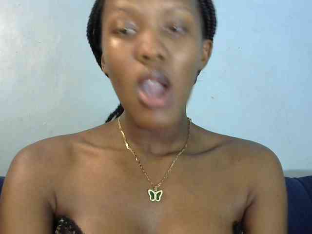 Trisha254 webcam