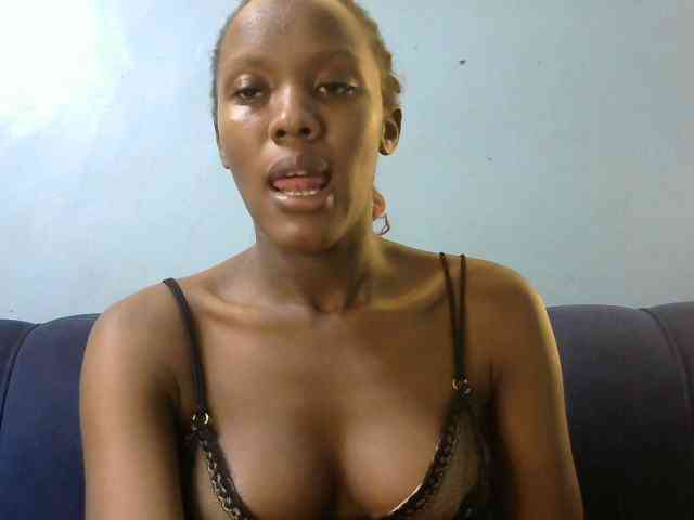 Trisha254 webcam