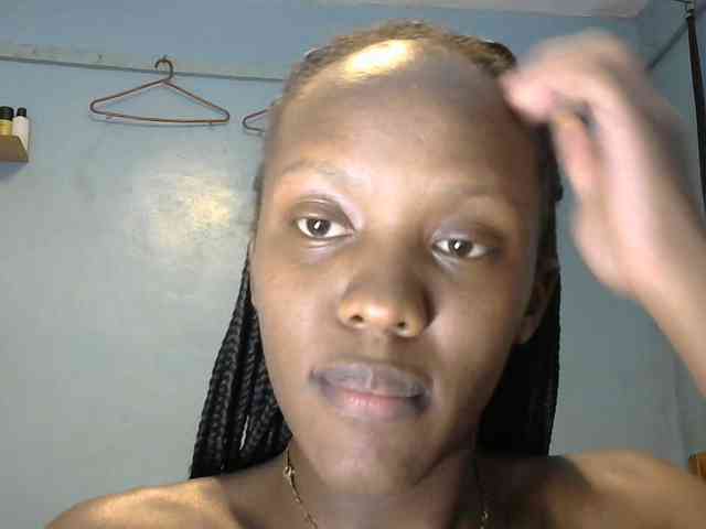 Trisha254 webcam