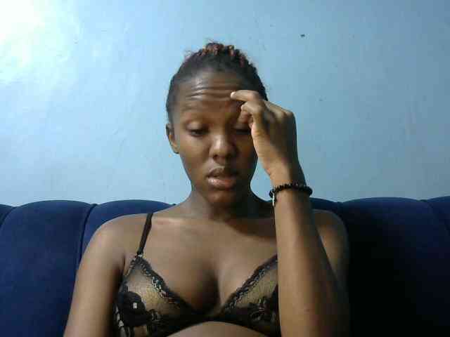 Trisha254 webcam