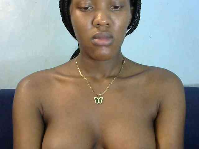Trisha254 webcam