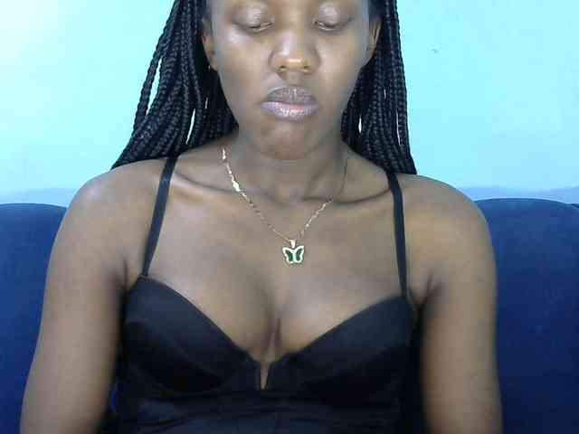 Trisha254 webcam