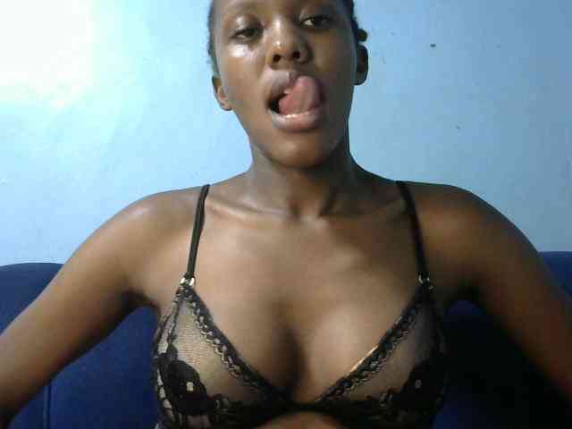 Trisha254 webcam