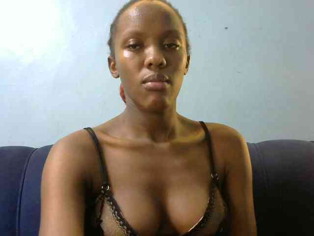 Trisha254 webcam