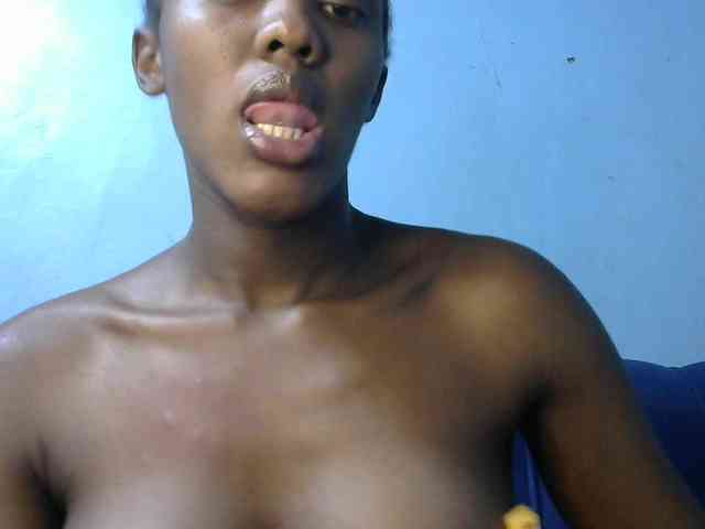 Trisha254 webcam