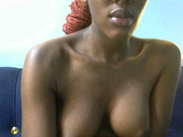 Trisha254 webcam