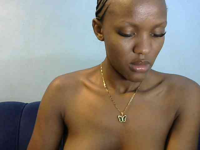 Trisha254 webcam