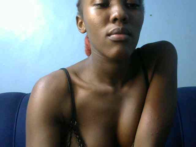 Trisha254 webcam