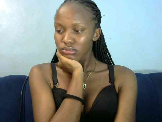 Trisha254 webcam