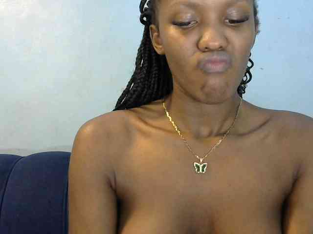 Trisha254 webcam