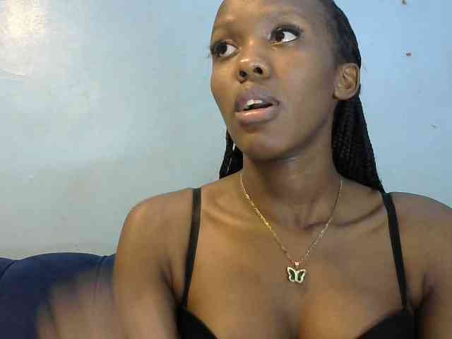 Trisha254 webcam