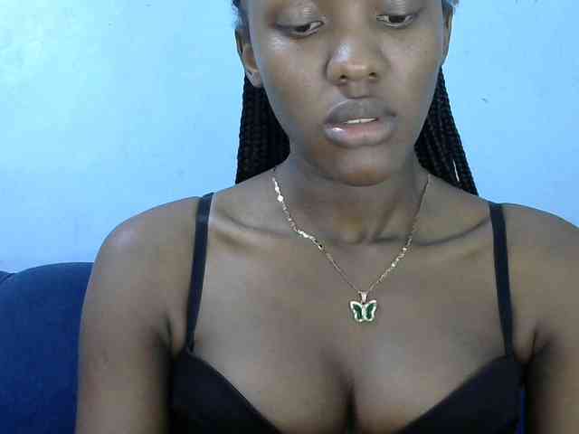 Trisha254 webcam