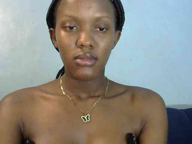 Trisha254 webcam