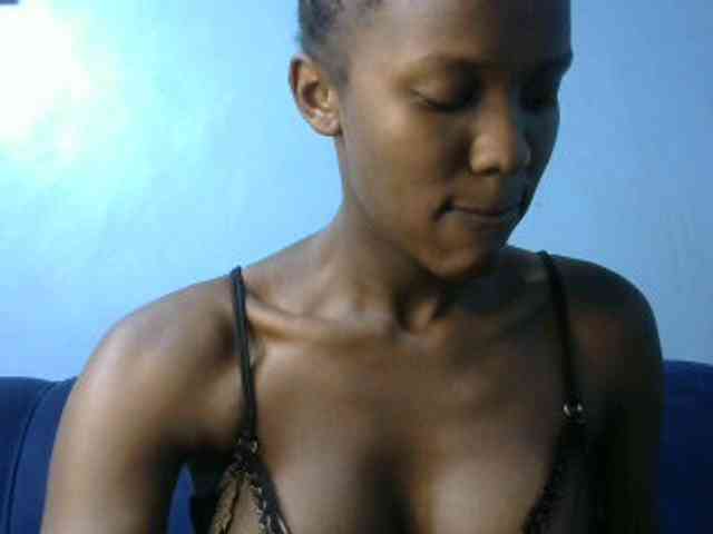 Trisha254 webcam