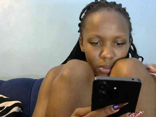 Trisha254 webcam