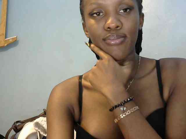 Trisha254 webcam