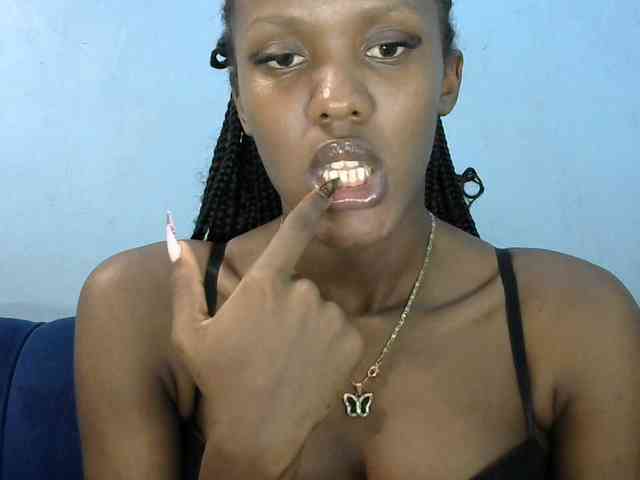 Trisha254 webcam