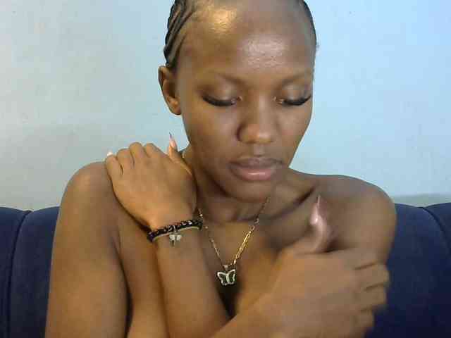 Trisha254 webcam