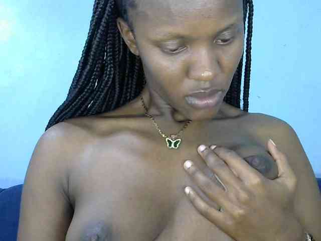 Trisha254 webcam