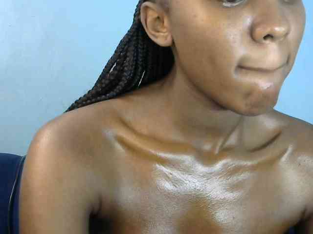 Trisha254 webcam