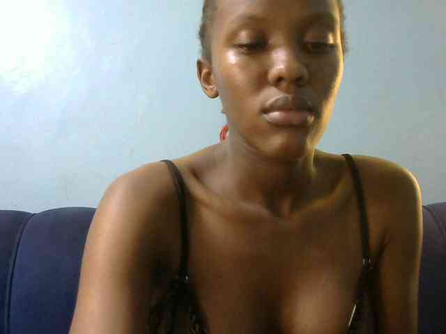 Trisha254 webcam