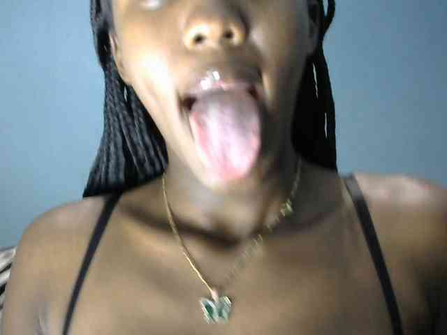 Trisha254 webcam