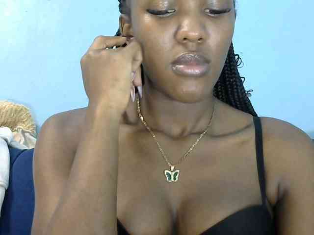 Trisha254 webcam