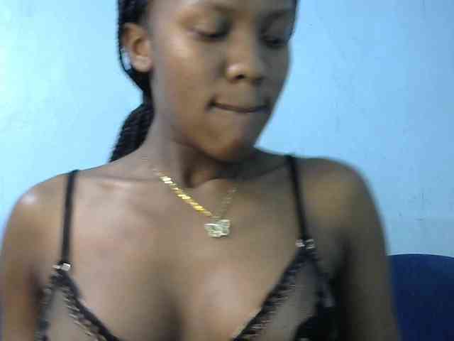 Trisha254 webcam