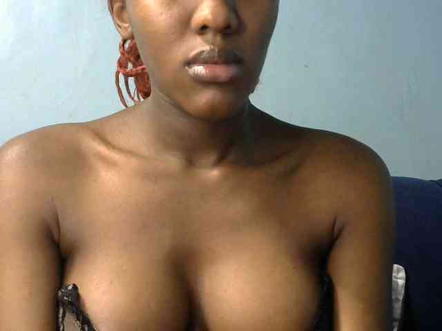 Trisha254 webcam