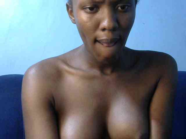 Trisha254 webcam