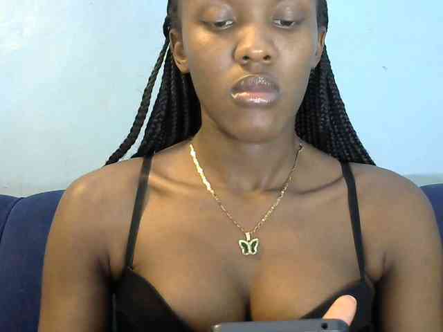 Trisha254 webcam
