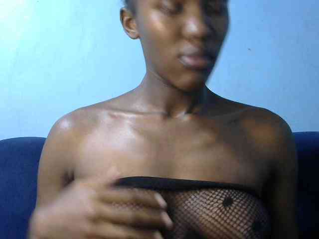 Trisha254 webcam