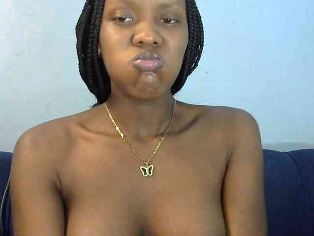 Trisha254 webcam