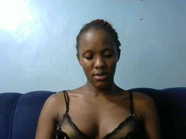 Trisha254 webcam