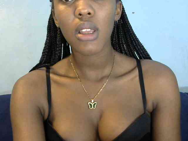 Trisha254 webcam