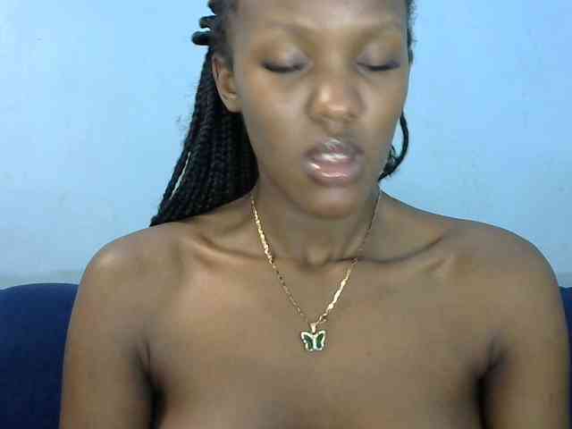 Trisha254 webcam