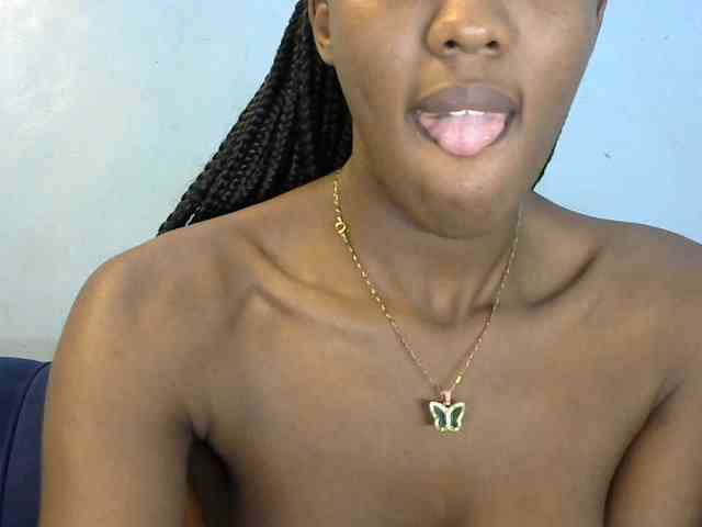 Trisha254 webcam