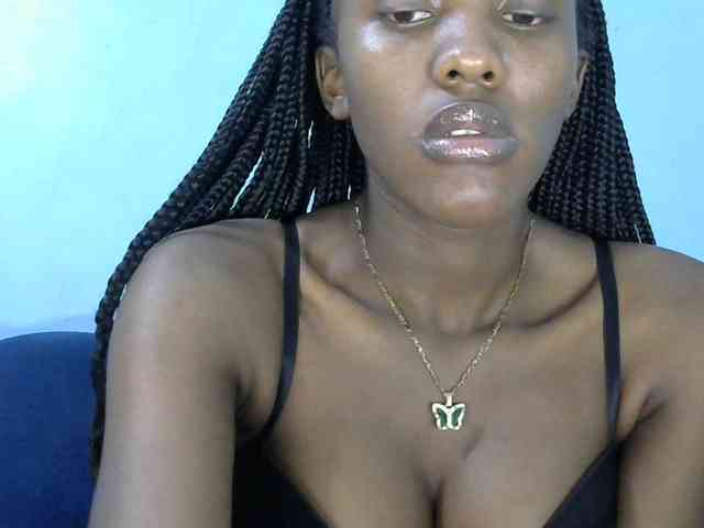 Trisha254 webcam