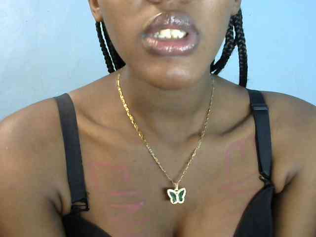 Trisha254 webcam