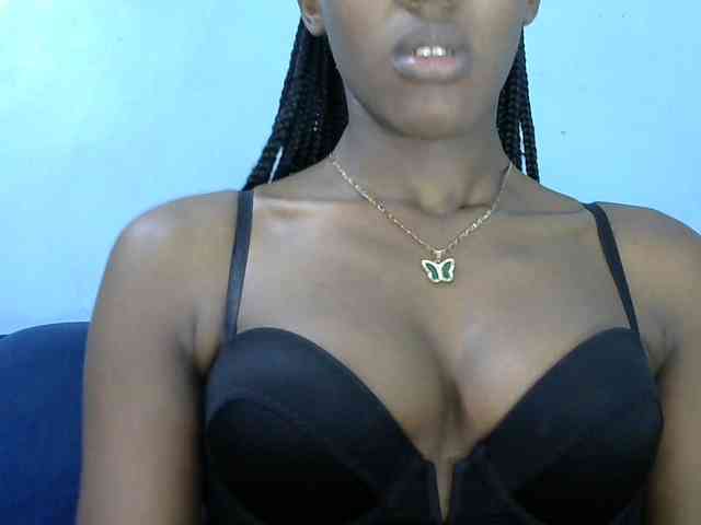 Trisha254 webcam