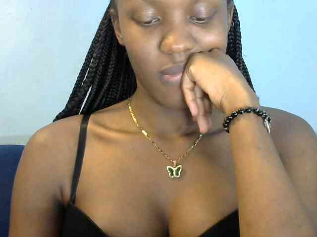 Trisha254 webcam