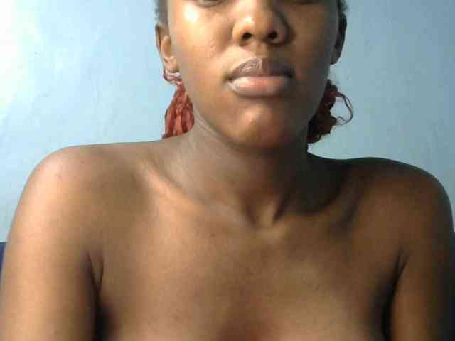Trisha254 webcam